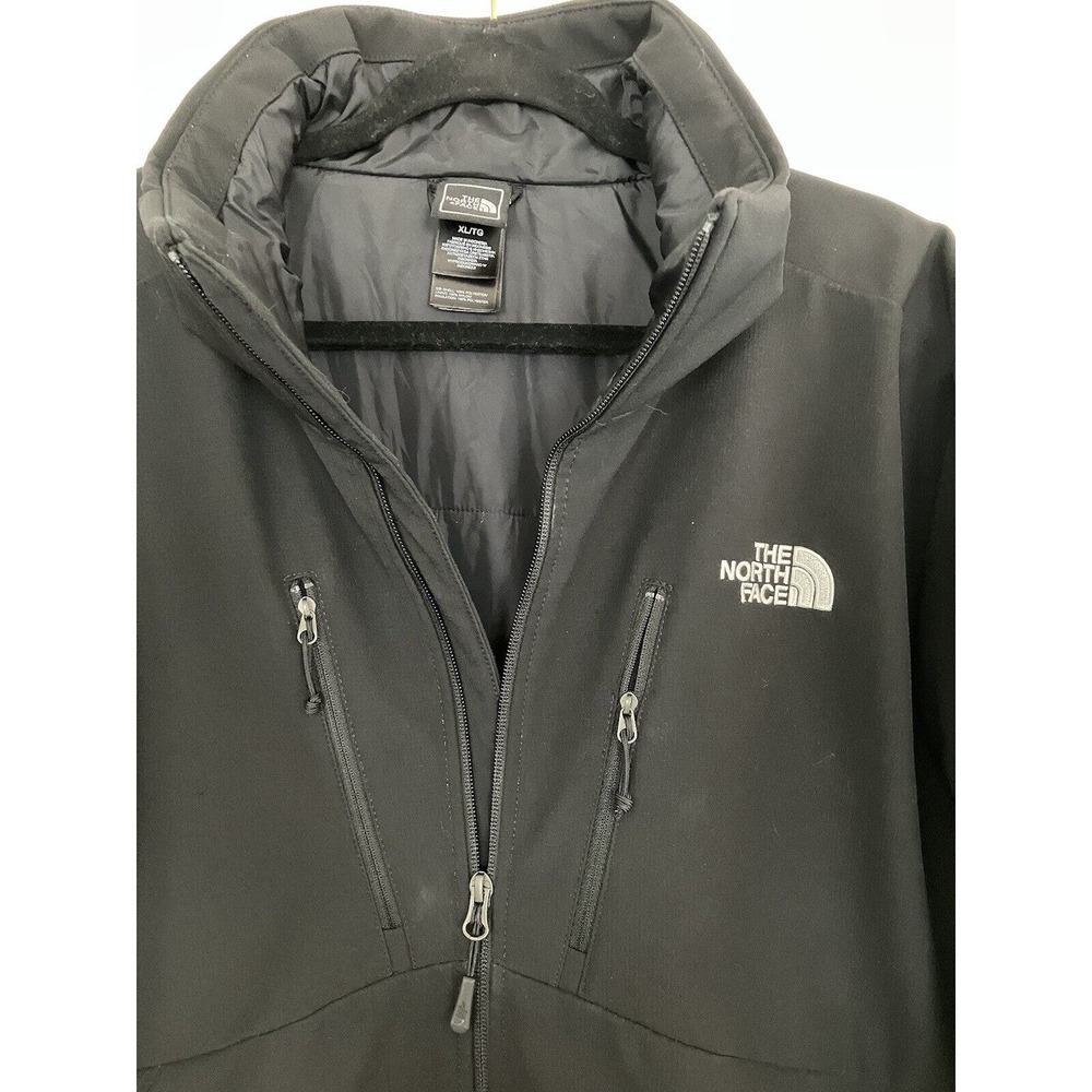 The North Face Winter Men’s Coat Size XL Black Model C809 With Removable Hood